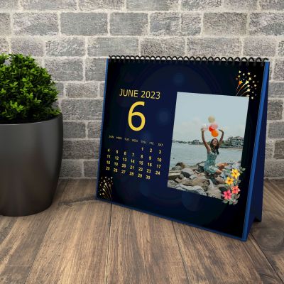 Table Calendar 2023 in Black