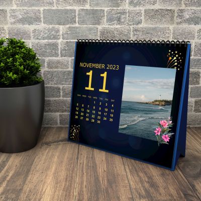 Table Calendar 2023 in Black