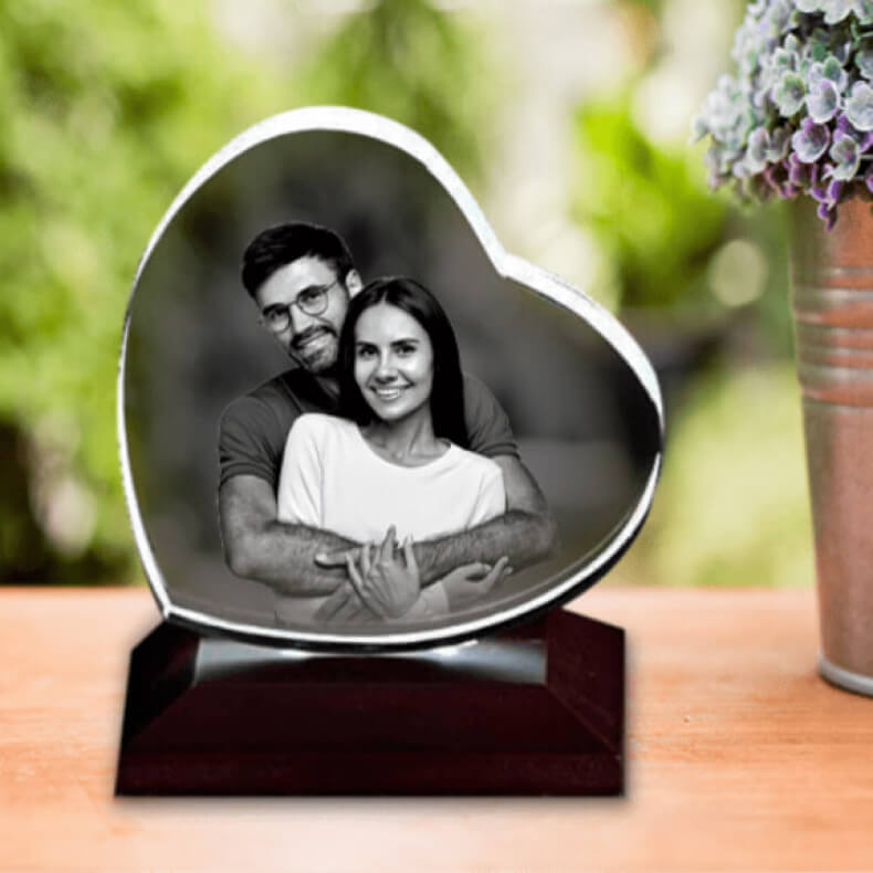 Gifts That Shine: Why 3D Crystal Photos Stand Out Gifts That Shine: Why 3D Crystal Photos Stand Out
